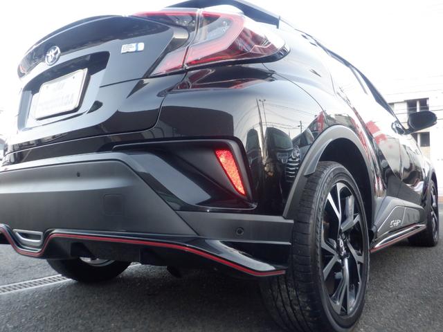 C-HR G ナビ バックカメラ クルーズコントロール 本革巻ステアリング オートライト オートリトラミラー 電動格納ミラー 運転席助手席シートヒーター プッシュスタート スマートキー 直列4気筒DOHC+モーター(32枚目)