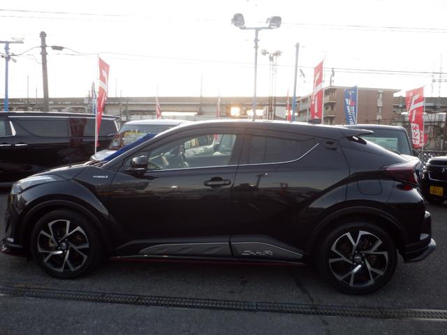 C-HR G ナビ バックカメラ クルーズコントロール 本革巻ステアリング オートライト オートリトラミラー 電動格納ミラー 運転席助手席シートヒーター プッシュスタート スマートキー 直列4気筒DOHC+モーター(35枚目)