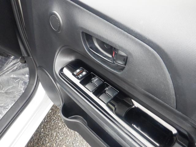 アクア Ｓスタイルブラック　ベースグレード「Ｓ」の特別仕様車！　「Ｓ　スタイル　ブラック」　アイドリングストップ　Ｔｏｙｏｔａ　Ｓａｆｅｔｙｓｅｎｓｅ　オートライト　オートハイビーム直列４気筒＋モーター　ＶＳＣ　電動格納ミラー（9枚目）