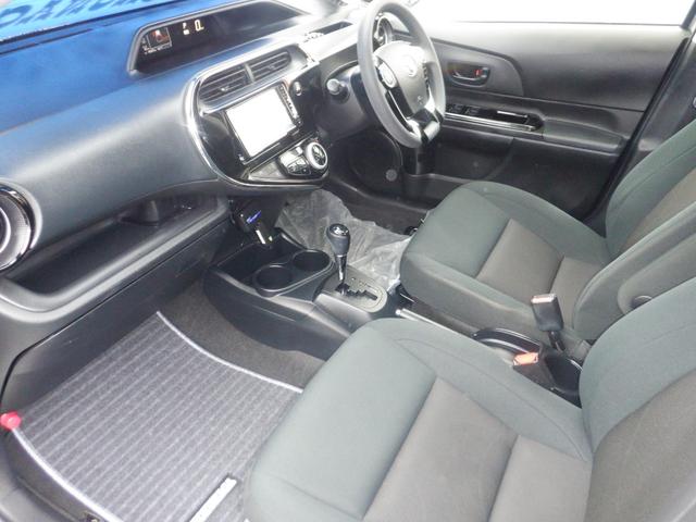 アクア Ｓスタイルブラック　ベースグレード「Ｓ」の特別仕様車！　「Ｓ　スタイル　ブラック」　アイドリングストップ　Ｔｏｙｏｔａ　Ｓａｆｅｔｙｓｅｎｓｅ　オートライト　オートハイビーム直列４気筒＋モーター　ＶＳＣ　電動格納ミラー（11枚目）