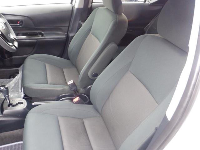 アクア Ｓスタイルブラック　ベースグレード「Ｓ」の特別仕様車！　「Ｓ　スタイル　ブラック」　アイドリングストップ　Ｔｏｙｏｔａ　Ｓａｆｅｔｙｓｅｎｓｅ　オートライト　オートハイビーム直列４気筒＋モーター　ＶＳＣ　電動格納ミラー（12枚目）