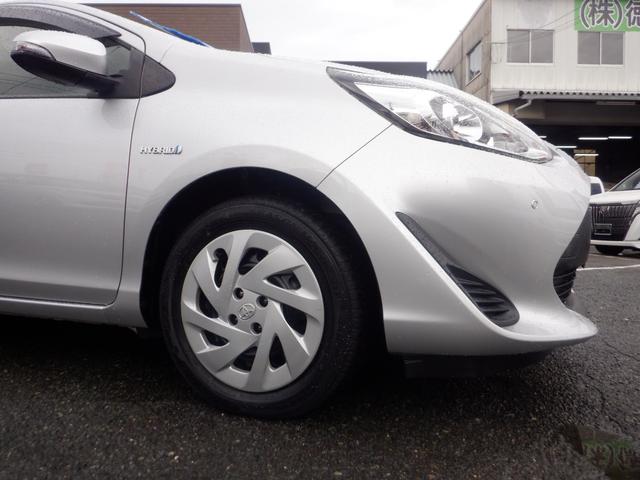 アクア Ｓスタイルブラック　ベースグレード「Ｓ」の特別仕様車！　「Ｓ　スタイル　ブラック」　アイドリングストップ　Ｔｏｙｏｔａ　Ｓａｆｅｔｙｓｅｎｓｅ　オートライト　オートハイビーム直列４気筒＋モーター　ＶＳＣ　電動格納ミラー（38枚目）