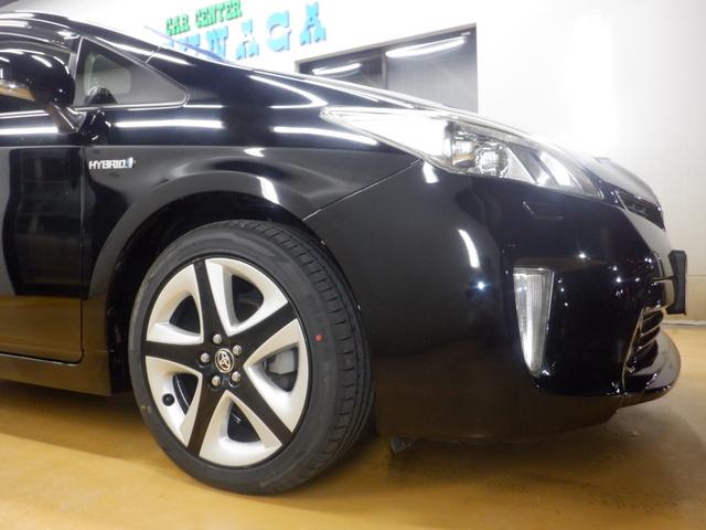 プリウス Ｓツーリングセレクション　ナビ　バックカメラ　アイドリングストップ　電動格納ミラー　ＥＴＣ　Ｓ－ＶＳＣ　プッシュスタート　スマートキー　アルミホイール　オートエアコン　フロントフォグランプ　ＡＢＳ　エアバッグ　パワーウインドウ（32枚目）