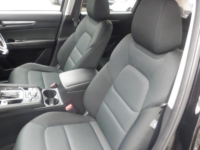 ＣＸ－５ ＸＤ　ＣＤ／ＤＶＤプレーヤー＋地上デジタルＴＶチューナー（フルセグ）　２２５／５５Ｒ１９　９９Ｖタイヤ＆１９×７Ｊインチアルミホイール（切削加工：ガンメタリック塗装）　水冷直列４気筒ＤＯＨＣ１６バルブターボ（12枚目）