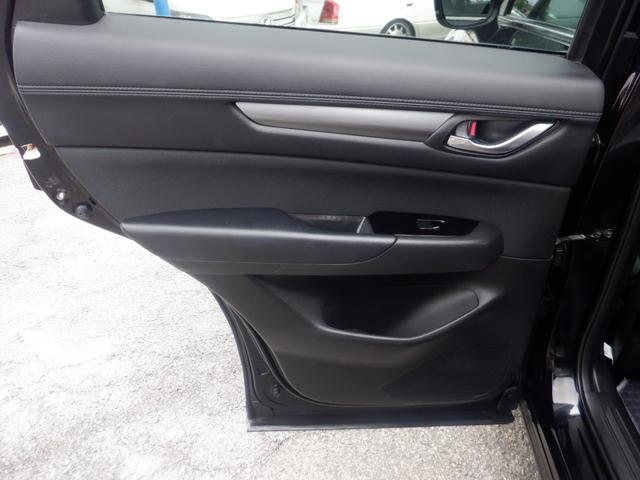 ＣＸ－５ ＸＤ　ＣＤ／ＤＶＤプレーヤー＋地上デジタルＴＶチューナー（フルセグ）　２２５／５５Ｒ１９　９９Ｖタイヤ＆１９×７Ｊインチアルミホイール（切削加工：ガンメタリック塗装）　水冷直列４気筒ＤＯＨＣ１６バルブターボ（19枚目）