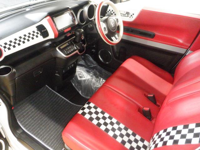 Ｎ－ＢＯＸスラッシュ Ｇ・Ｌターボインテリアカラーパッケージ　ナビ装着用スペシャルパッケージ（ＥＴＣ付）　あんしんパッケージ　３６０°スーパーＵＶ・ＩＲカットパッケージ　インテリアカラーパッケージ　ダイナースタイル　運転席＆助手席シートヒーター　２トーン塗装（11枚目）