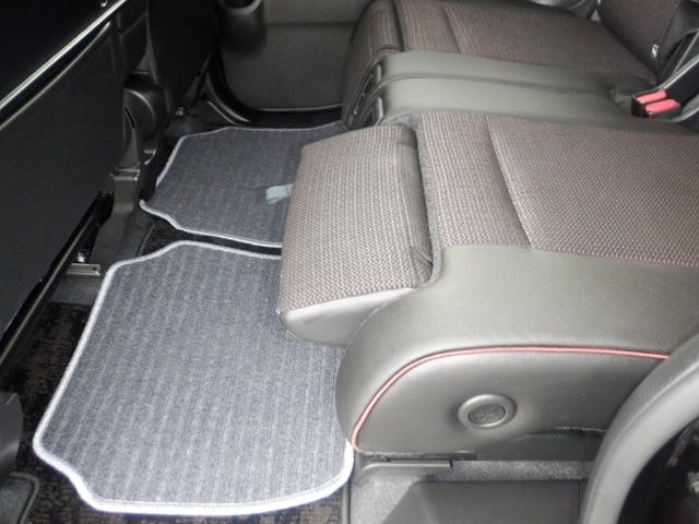 スペーシアカスタム ハイブリッドＸＳ　ＨＹＢＲＩＤ　ＸＳ　デュアルセンサーブレーキサポートＩＩ　Ｒ０６Ｄ　ＤＯＨＣ　１２Ｖ　ＶＶＴ　＋　ＷＡ０４Ｃエンジン＋モーター　インパネＣＶＴ　運転席・助手席・サイド・カーテン　２ＷＤ　前輪駆動（19枚目）