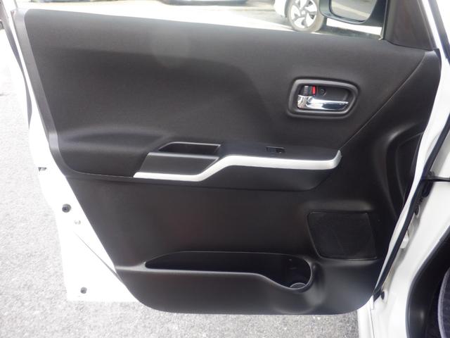 �J���ߊy�X�ȃX�}�[�g�L�[�����Ȃ̂ŁA�L�[�̓|�P�b�g�ɓ��ꂽ�܂܂łn�j�I