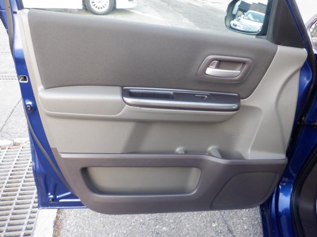 フリードハイブリッド ハイブリッド・Gホンダセンシング HYBRID G Honda SENSING ナビ装着用スペシャルパッケージ+ETC車載器(ナビ連動) Cパッケージ コンフォートビューパッケージ LEDヘッドライト+アクティブコーナリングライト(14枚目)