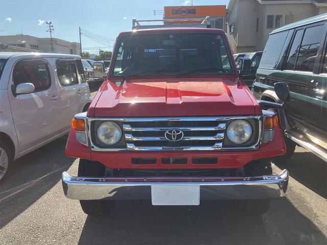 ランドクルーザー７０ ＬＸ　４ＷＤ・社外キーレス・ルーフラック・リアラダー・社外メモリーナビ／フルセグ・バックカメラ・サンルーフ・ＥＴＣ・ドラレコ（13枚目）