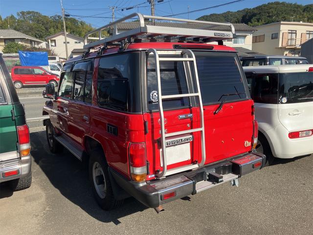 ランドクルーザー７０ ＬＸ　４ＷＤ・社外キーレス・ルーフラック・リアラダー・社外メモリーナビ／フルセグ・バックカメラ・サンルーフ・ＥＴＣ・ドラレコ（19枚目）