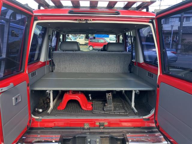 ランドクルーザー７０ ＬＸ　４ＷＤ・社外キーレス・ルーフラック・リアラダー・社外メモリーナビ／フルセグ・バックカメラ・サンルーフ・ＥＴＣ・ドラレコ（25枚目）