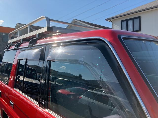 ランドクルーザー７０ ＬＸ　４ＷＤ・社外キーレス・ルーフラック・リアラダー・社外メモリーナビ／フルセグ・バックカメラ・サンルーフ・ＥＴＣ・ドラレコ（31枚目）