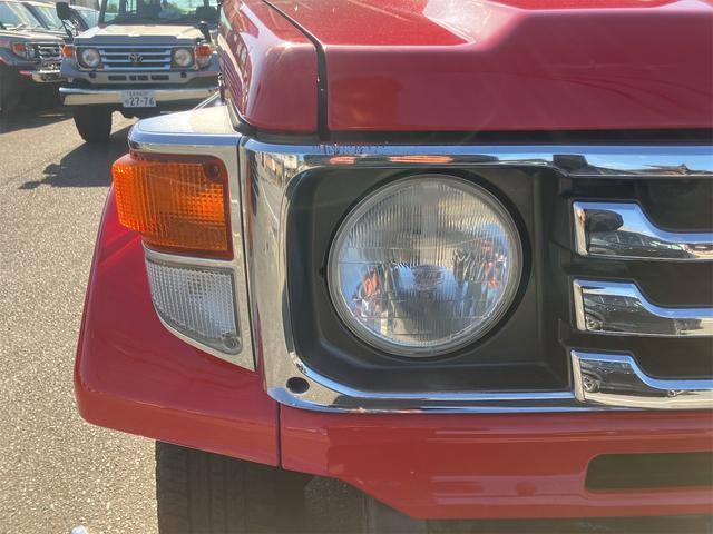 ランドクルーザー７０ ＬＸ　４ＷＤ・社外キーレス・ルーフラック・リアラダー・社外メモリーナビ／フルセグ・バックカメラ・サンルーフ・ＥＴＣ・ドラレコ（35枚目）
