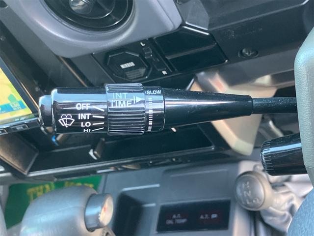 ランドクルーザー７０ ＬＸ　４ＷＤ・社外キーレス・ルーフラック・リアラダー・社外メモリーナビ／フルセグ・バックカメラ・サンルーフ・ＥＴＣ・ドラレコ（46枚目）