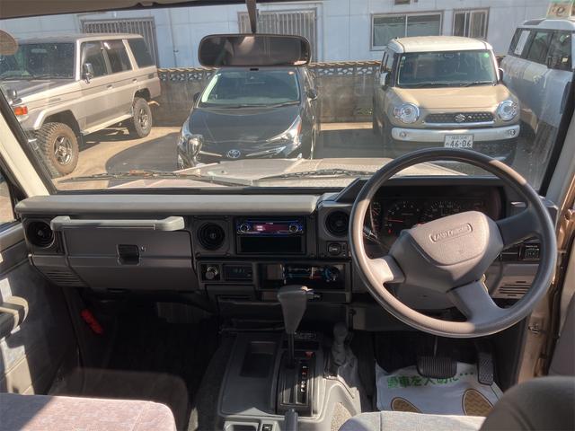 ランドクルーザー７０ ＬＸ　４ＷＤ　サンルーフ　社外アルミ　リアラダー　走行７５０００ｋｍ　パワステ　パワーウィンドウ（2枚目）