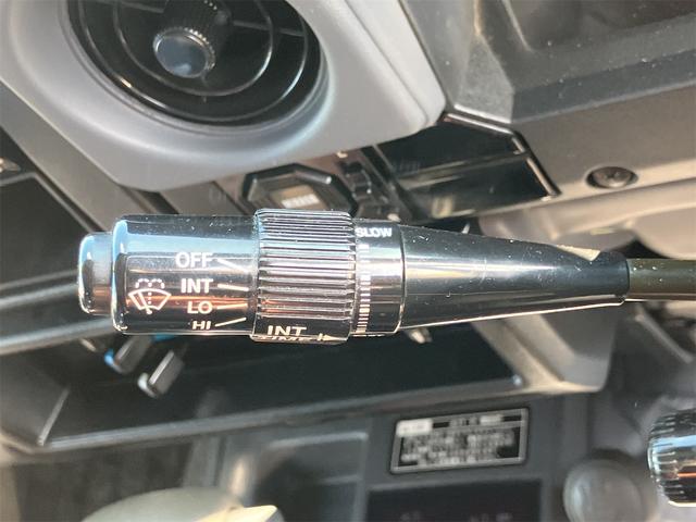 ランドクルーザー７０ ＬＸ　４ＷＤ　サンルーフ　社外アルミ　リアラダー　走行７５０００ｋｍ　パワステ　パワーウィンドウ（8枚目）