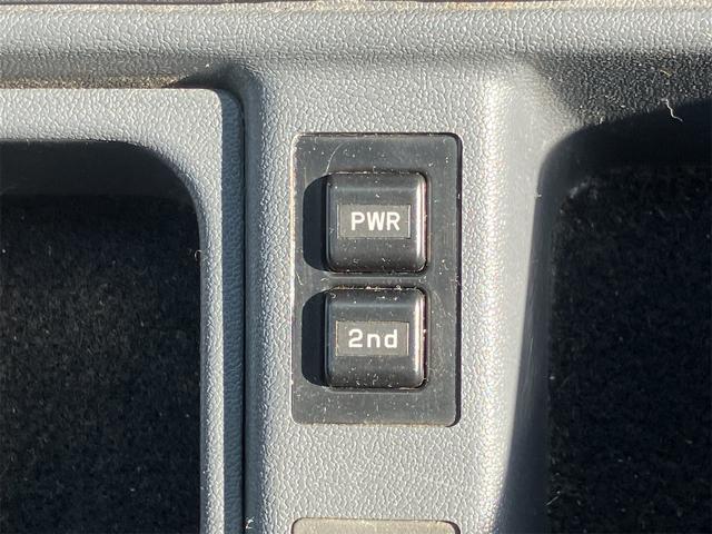 ランドクルーザー７０ ＬＸ　４ＷＤ　サンルーフ　社外アルミ　リアラダー　走行７５０００ｋｍ　パワステ　パワーウィンドウ（39枚目）