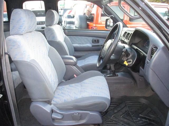 ハイラックススポーツピック エクストラキャブ　ワイド　デイーゼルターボ４ＷＤ　走行７６６００Ｋｍ　ブラックオールペイント　ナビＴＶバックカメラＥＴＣ　デイトナホイル　ＢＦグットリッチＡＴ　ＵＳリアバンパー（15枚目）