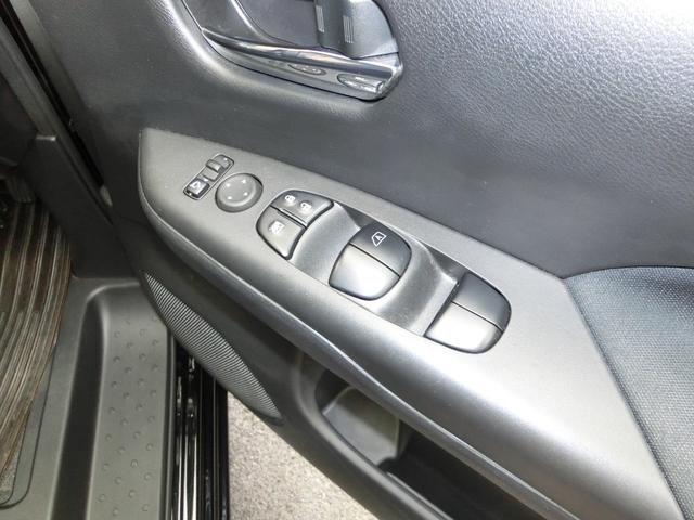 パワーウインドウになります。