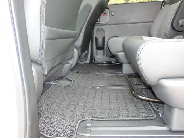 フリード ｅ：ＨＥＶエアーＥＸ　無限アロ　無限１６インチアルミ　無限フルエアロ　無限１６インチアルミホイール　前後ドライブレコーダー　ＥＴＣ　１１．４インチナビフルセグテレビ　全周囲カメラ　ＬＥＤヘッドライト　クリアランスソナー　　両側オートスライドドア　保証書（36枚目）