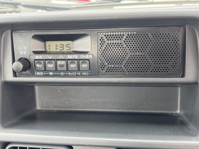 ミニキャブトラック Ｍ　５速マニュアル　エアコン　パワステ　運転席エアバッグ　ヘッドライトレベライザー　ＦＭ／ＡＭラジオ　最大積載量３５０ｋｇ（23枚目）