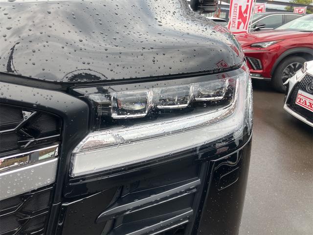 ランドクルーザー ＧＲスポーツ　赤黒シート・寒冷地仕様・サンルーフ・４ＷＤ・ＥＴＣ・全周囲カメラ・クリアランスソナー・オートクルーズコントロール・レーンアシスト・パワーシート・衝突被害軽減システム・ナビ・ＴＶ・オートライト（34枚目）