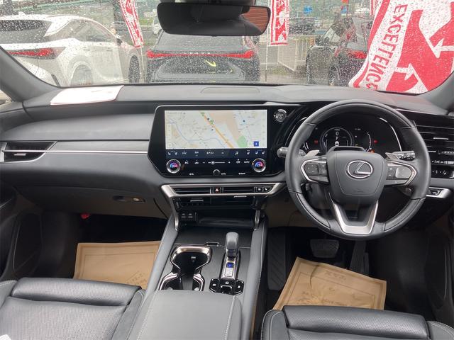 ＲＸ ＲＸ３５０ｈ　バージョンＬ　禁煙車・全周囲カメラ・クリアランスソナー・オートクルーズコントロール・レーンアシスト・パワーシート・パークアシスト・衝突被害軽減システム・エアロ・サンルーフ・ナビ・ＴＶ・オートライト（3枚目）