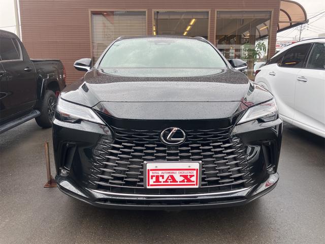 ＲＸ ＲＸ３５０ｈ　バージョンＬ　禁煙車・全周囲カメラ・クリアランスソナー・オートクルーズコントロール・レーンアシスト・パワーシート・パークアシスト・衝突被害軽減システム・エアロ・サンルーフ・ナビ・ＴＶ・オートライト（14枚目）