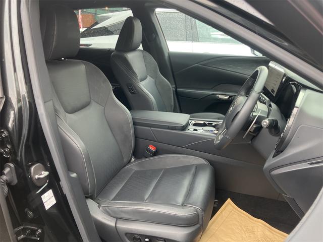 ＲＸ ＲＸ３５０ｈ　バージョンＬ　禁煙車・全周囲カメラ・クリアランスソナー・オートクルーズコントロール・レーンアシスト・パワーシート・パークアシスト・衝突被害軽減システム・エアロ・サンルーフ・ナビ・ＴＶ・オートライト（37枚目）