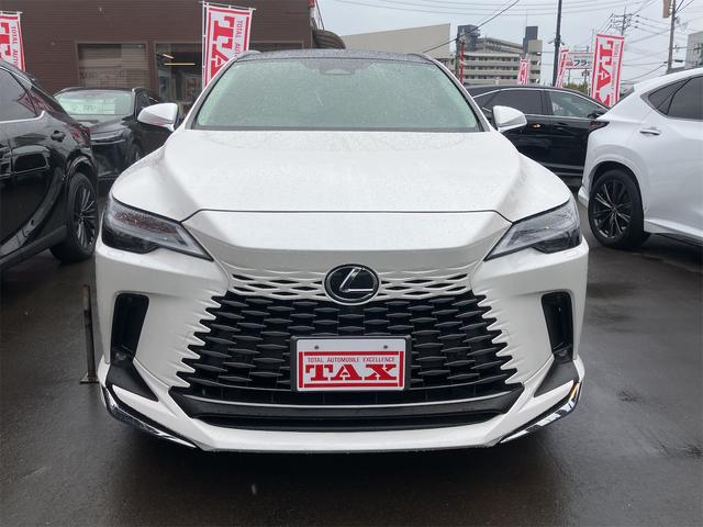 ＲＸ ＲＸ４５０ｈ＋　バージョンＬ　４ＷＤ・全周囲カメラ・クリアランスソナー・オートクルーズコントロール・レーンアシスト・パワーシート・パークアシスト・衝突被害軽減システム・エアロ・サンルーフ・ナビ・ＴＶ・オートマチックハイビーム（14枚目）