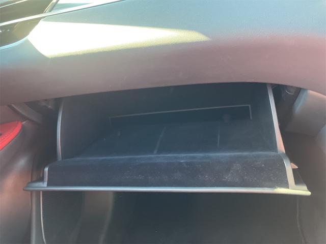 RX RX500h Fスポーツパフォーマンス 本革エアシート・パノラミックビューモニター・前後ドラレコ・パノラマルーフ・4WD・ワンオーナー・ETC・クリアランスソナー・オートクルーズコントロール・パワーシート・衝突被害軽減システム・ナビ・TV(39枚目)