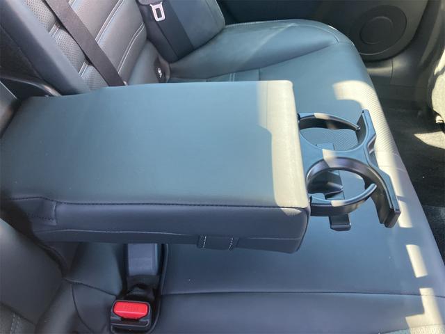 IS IS300 バージョンL 黒革シート・前後ドラレコ・レーダー・パノラミックビューモニター・ワンオーナー・オートクルーズコントロール・衝突被害軽減システム・ナビ・TV・アルミホイール・オートマチックハイビーム・オートライト(57枚目)