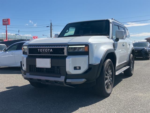 ランドクルーザー250 VX サンルーフ・黒革シート・パノラミックビューモニター・デジタルインナーミラー・4WD・オートクルーズコントロール・レーンアシスト・パワーシート・衝突被害軽減システム・ナビ・TV・オートライト(12枚目)