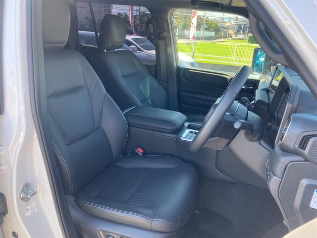 ランドクルーザー250 VX サンルーフ・黒革シート・パノラミックビューモニター・デジタルインナーミラー・4WD・オートクルーズコントロール・レーンアシスト・パワーシート・衝突被害軽減システム・ナビ・TV・オートライト(39枚目)