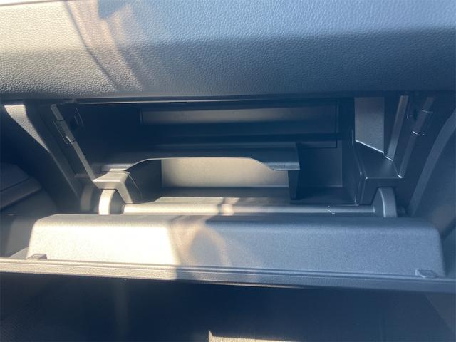 ランドクルーザー250 VX サンルーフ・黒革シート・パノラミックビューモニター・デジタルインナーミラー・4WD・オートクルーズコントロール・レーンアシスト・パワーシート・衝突被害軽減システム・ナビ・TV・オートライト(43枚目)