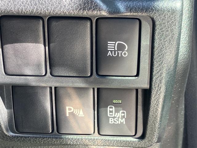 IS IS200t Fスポーツ 黒革エアシート・ドラレコ・クリアランスソナー・BSM・レーンアシスト・オートクルーズコントロール・衝突被害軽減システム・バックカメラ・ナビ・TV・アルミホイール・オートマチックハイビーム・オートライト(37枚目)