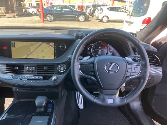LS LS500 Fスポーツ フルエアロ・TRDホイール・黒革シート・パノラミックビューモニター・サンルーフ・ドラレコ・クリアランスソナー・オートクルーズコントロール・衝突被害軽減システム・ナビ・TV・LEDヘッドランプ(3枚目)