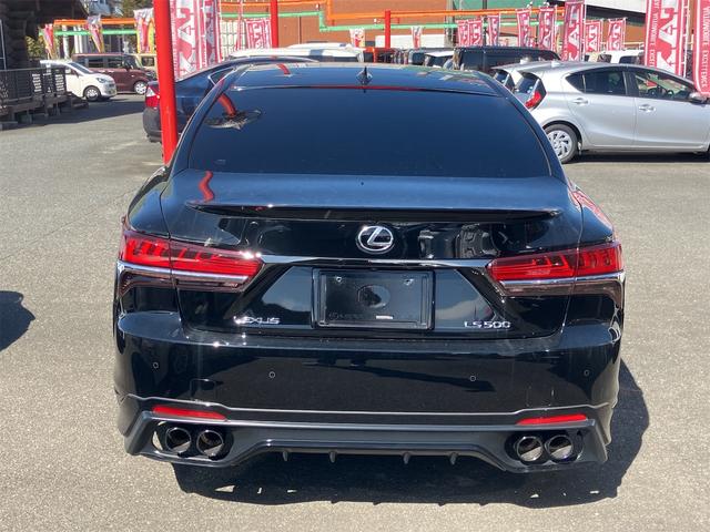 LS LS500 Fスポーツ フルエアロ・TRDホイール・黒革シート・パノラミックビューモニター・サンルーフ・ドラレコ・クリアランスソナー・オートクルーズコントロール・衝突被害軽減システム・ナビ・TV・LEDヘッドランプ(16枚目)
