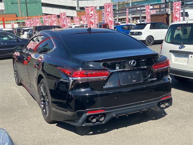 LS LS500 Fスポーツ フルエアロ・TRDホイール・黒革シート・パノラミックビューモニター・サンルーフ・ドラレコ・クリアランスソナー・オートクルーズコントロール・衝突被害軽減システム・ナビ・TV・LEDヘッドランプ(17枚目)