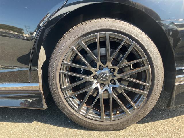 LS LS500 Fスポーツ フルエアロ・TRDホイール・黒革シート・パノラミックビューモニター・サンルーフ・ドラレコ・クリアランスソナー・オートクルーズコントロール・衝突被害軽減システム・ナビ・TV・LEDヘッドランプ(20枚目)