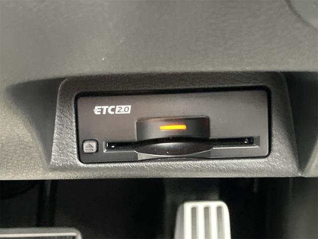 スカイライン 400R 黒革シート・ドラレコ・サンルーフ・シートメモリー・BOSEスピーカー・レッドキャリパー・フロントエアロ・クリアランスソナー・全周囲カメラ・ナビ・TV・オートライト・LEDヘッドランプ・シートヒーター(7枚目)