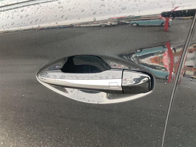 スカイライン 400R 黒革シート・ドラレコ・サンルーフ・シートメモリー・BOSEスピーカー・レッドキャリパー・フロントエアロ・クリアランスソナー・全周囲カメラ・ナビ・TV・オートライト・LEDヘッドランプ・シートヒーター(27枚目)