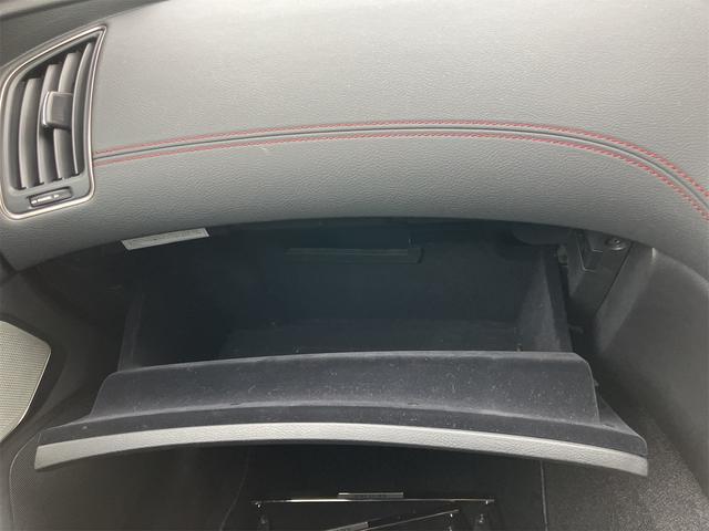 スカイライン 400R 黒革シート・ドラレコ・サンルーフ・シートメモリー・BOSEスピーカー・レッドキャリパー・フロントエアロ・クリアランスソナー・全周囲カメラ・ナビ・TV・オートライト・LEDヘッドランプ・シートヒーター(36枚目)