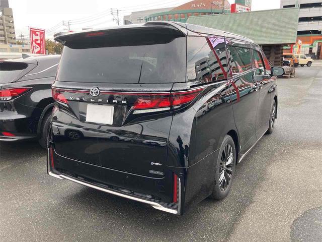 ヴェルファイアハイブリッド Z プレミア 黒革シート・全方位モニター・トヨタチームメイト・置くだけ充電・ユニバーサルステップ・前後ドラレコ・HDMI・ナビ・TV・両側電動スライドドア・オートクルーズコントロール・衝突被害軽減システム(16枚目)