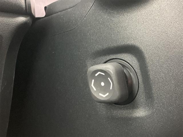 ヴェルファイアハイブリッド Z プレミア 黒革シート・全方位モニター・トヨタチームメイト・置くだけ充電・ユニバーサルステップ・前後ドラレコ・HDMI・ナビ・TV・両側電動スライドドア・オートクルーズコントロール・衝突被害軽減システム(57枚目)