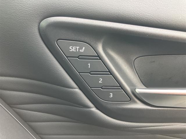 ヴェルファイアハイブリッド Z プレミア 黒革シート・全方位モニター・トヨタチームメイト・置くだけ充電・ユニバーサルステップ・前後ドラレコ・HDMI・ナビ・TV・両側電動スライドドア・オートクルーズコントロール・衝突被害軽減システム(61枚目)