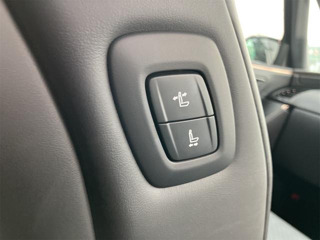 ヴェルファイアハイブリッド Z プレミア 黒革シート・全方位モニター・トヨタチームメイト・置くだけ充電・ユニバーサルステップ・前後ドラレコ・HDMI・ナビ・TV・両側電動スライドドア・オートクルーズコントロール・衝突被害軽減システム(73枚目)