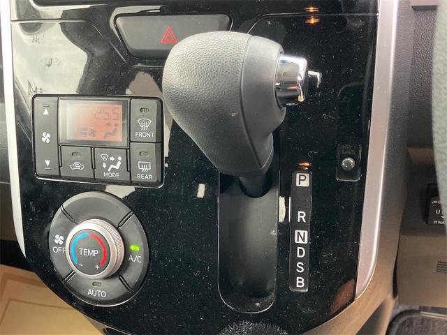 タント カスタムX SAIII 片側パワスラ・シートヒーター・ETC7インチフルセグナビ・ドラレコ・クリアランスソナー・衝突被害軽減システム・オートマチックハイビーム・オートライト・LEDヘッドランプ・スマートキー(11枚目)