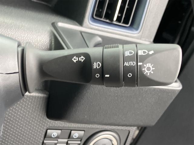 タント カスタムX バックカメラ・両側電動スライドドア・クリアランスソナー・レーンアシスト・衝突被害軽減システム・オートライト・LEDヘッドランプ・スマートキー・アイドリングストップ・電動格納ミラー・シートヒーター(42枚目)